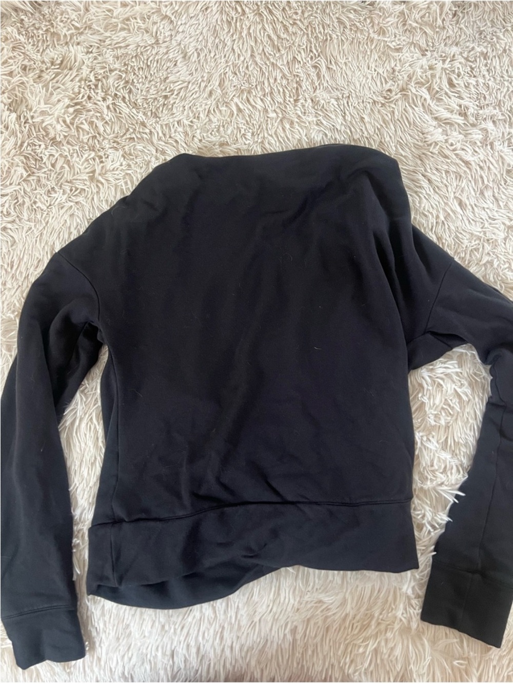 ALO Yoga Black Crewneck Sweater